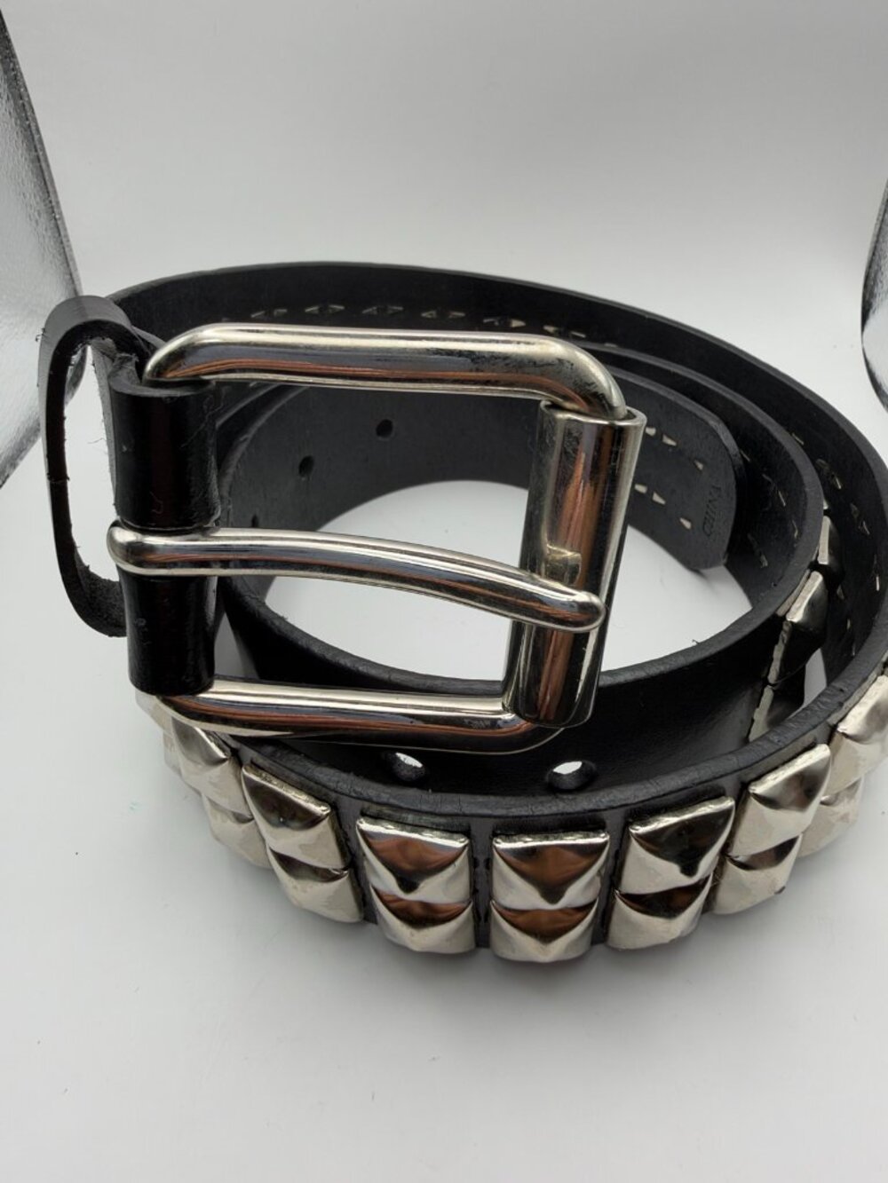 Black Leather Belt Pyramid Studs Punk Rocker Latigo Size 34